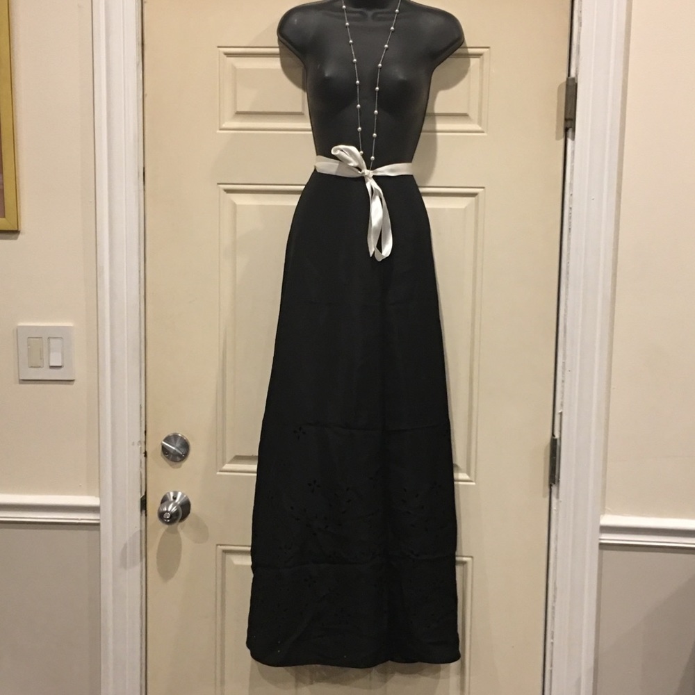 Laundry by Shelli Segal.  Dark Blue Maxi  Skirt.